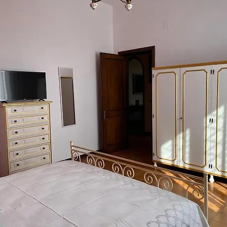 Dimora Falconi Apartment Arnesano